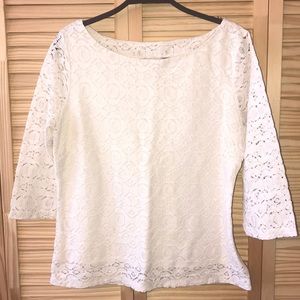 Pretty lace top Off-white